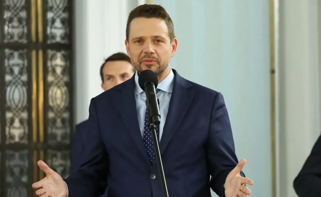 Trzaskowski zapowiada powołanie nowej telewizji publicznej: Bez TVP Info, bez "Wiadomości"