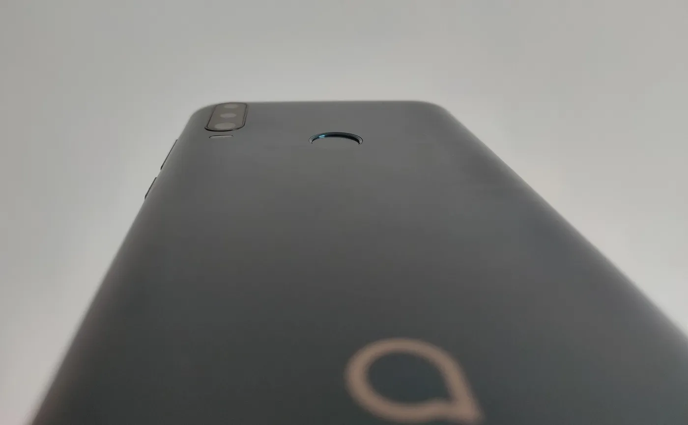 alcatel-1s-2020-27937653.jpg