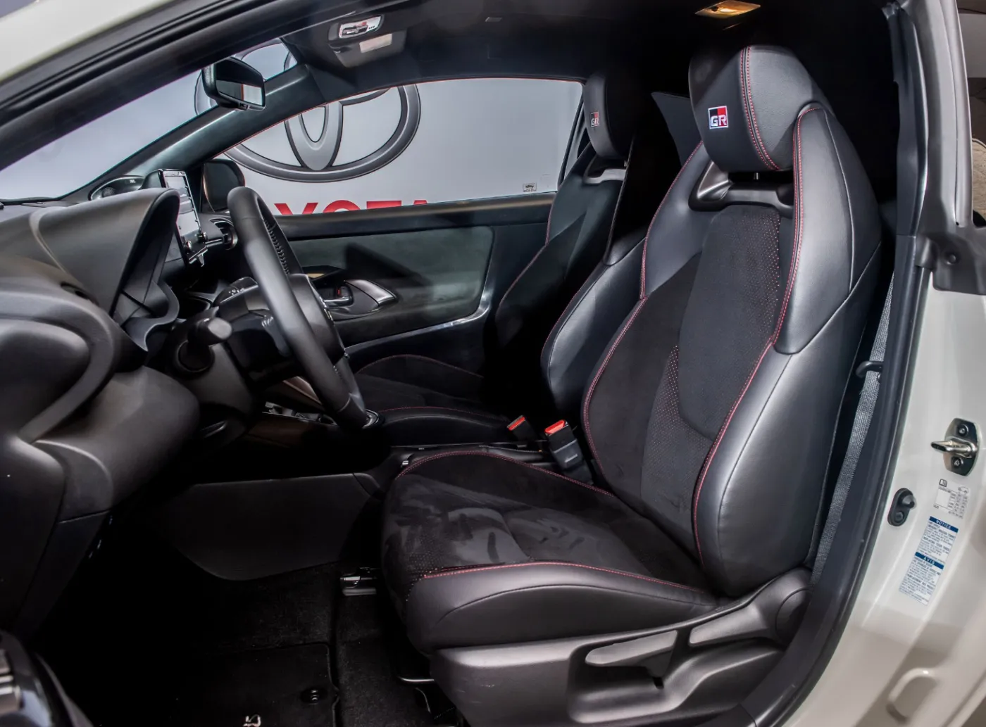toyota-gr-yaris-12567686.jpg