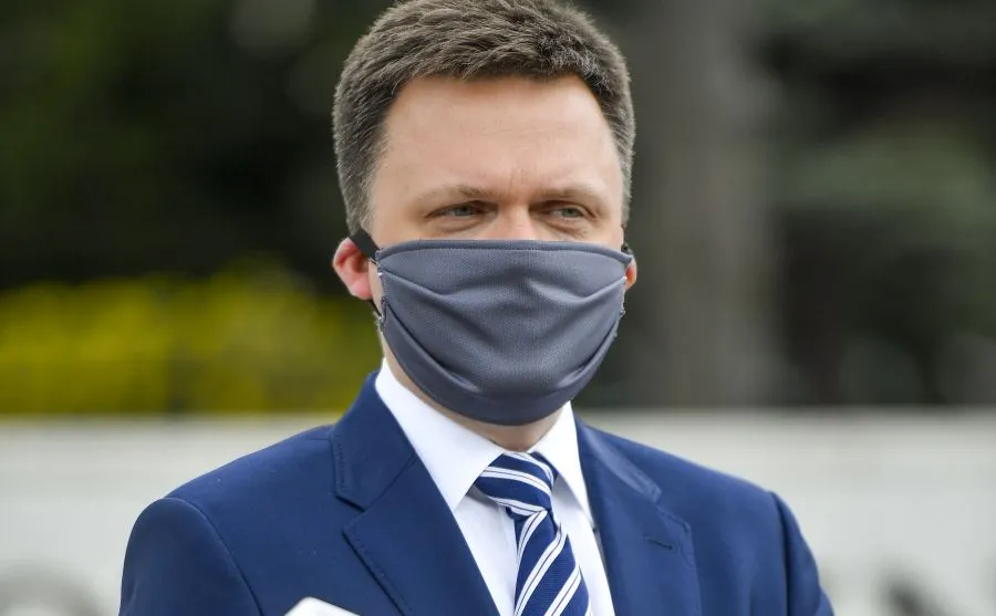 Hołownia przed Polskim Radiem: Minister chce zbierać miód, ale nie widzi pszczół