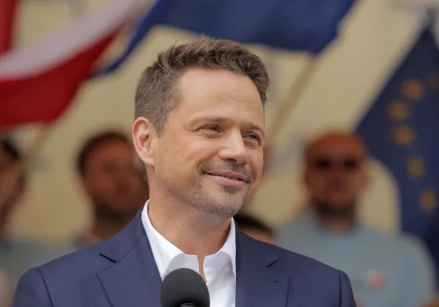 Trzaskowski: Zawetuję każdą próbę zniesienia 500 plus czy podniesienia wieku emerytalnego