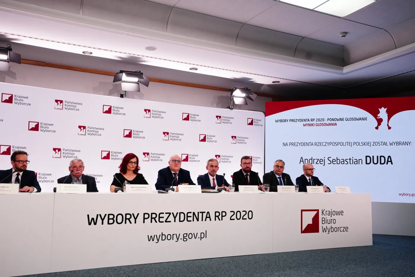 II tura wyborów prezydenckich. PKW podała ostateczne wyniki