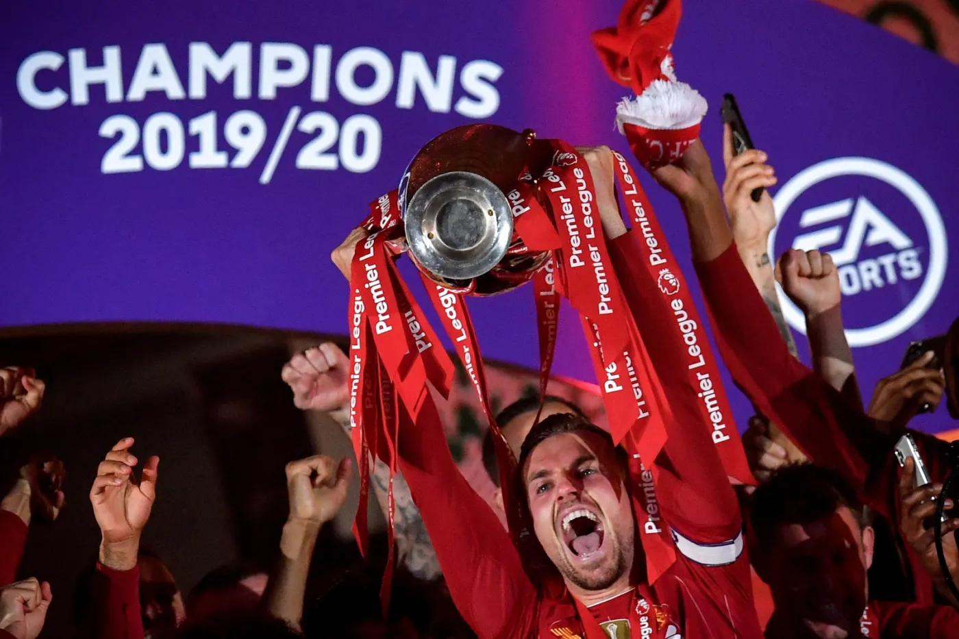 Jordan Henderson uznany za najlepszego piłkarza sezonu