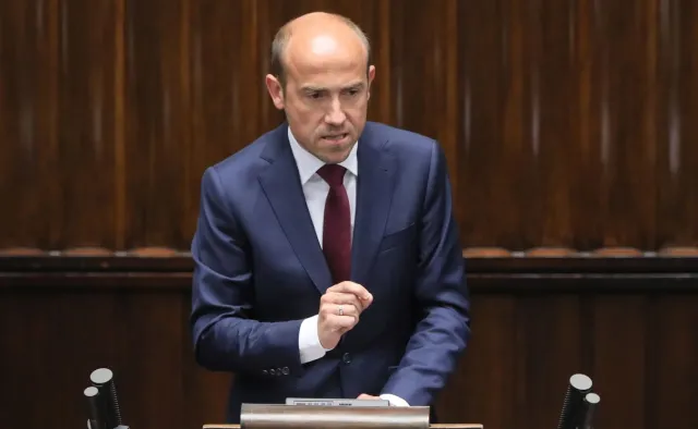 Budka po "wyjściowym" posiedzeniu: Kilka tysięcy osób chce wstąpić do PO [ROZMOWA]