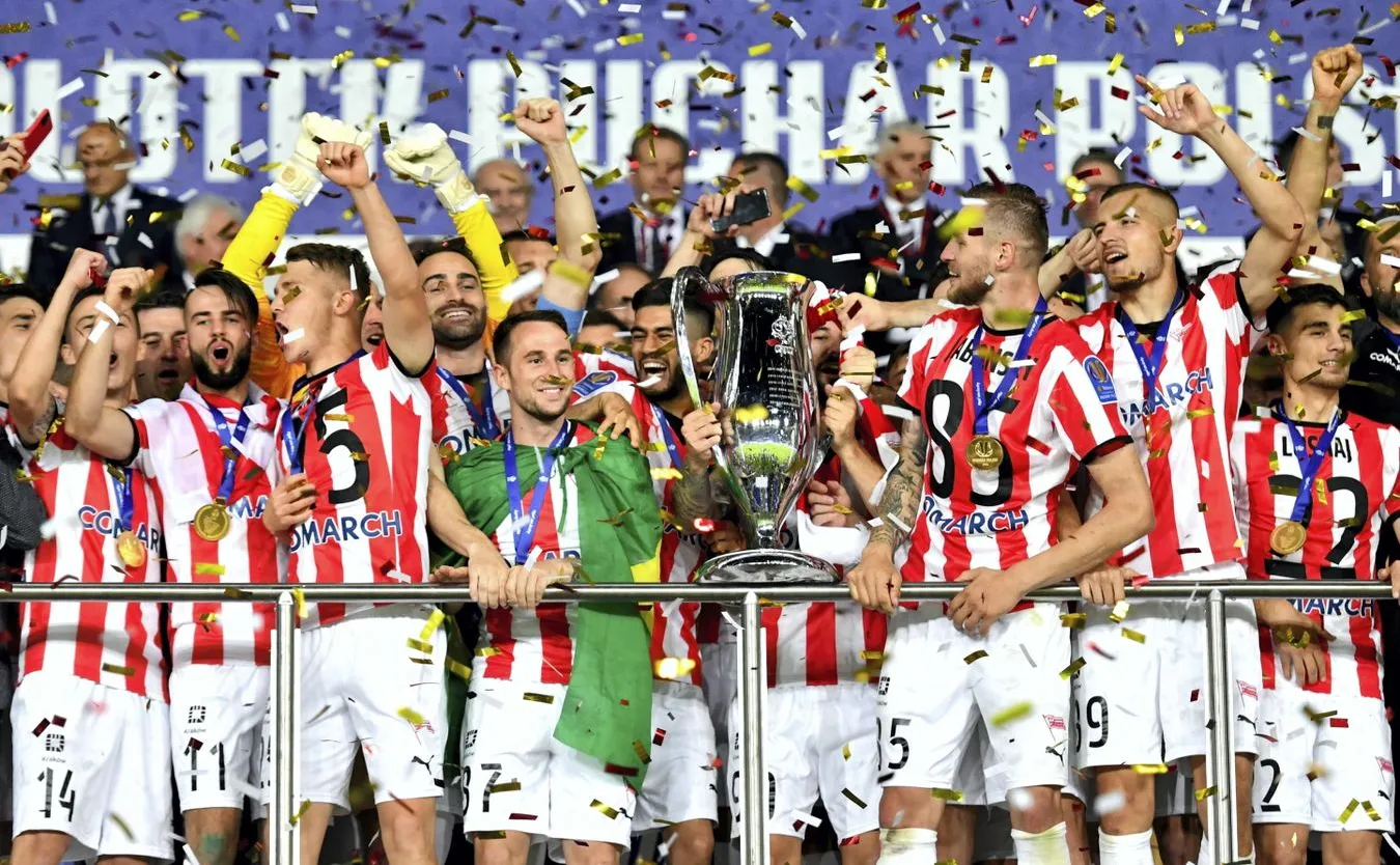 Piłkarski Puchar Polski: Cracovia zacznie obronę trofeum w Głogowie [ZESTAW PAR]