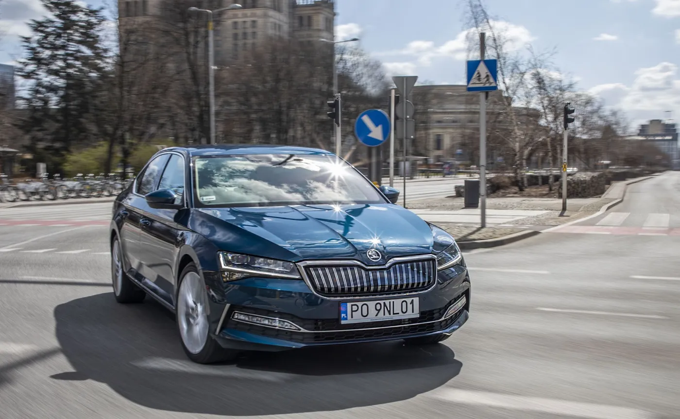 skoda-superb-iv-28180924.jpg