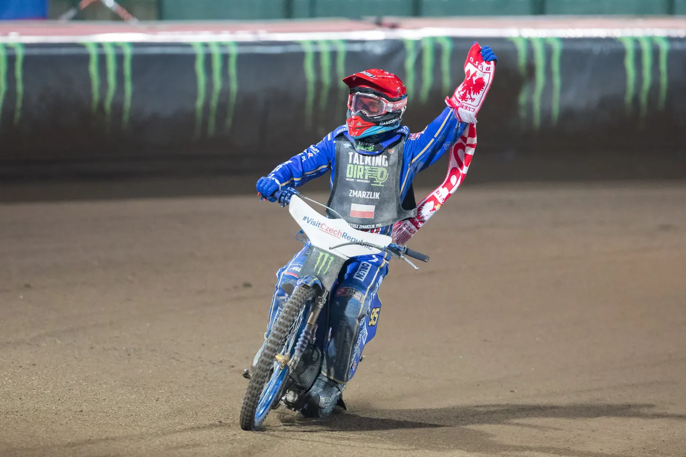 Bartosz Zmarzlik show! Po raz drugi wygrał GP w Pradze [WYNIKI i KLASYFIKACJA]