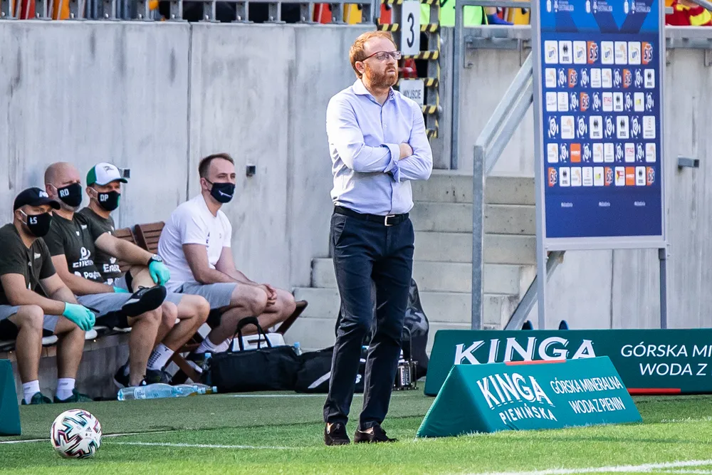 Piotr Stokowiec: To zaskakujące, że zespoły mające zakażonych piłkarzy tak dobrze grają