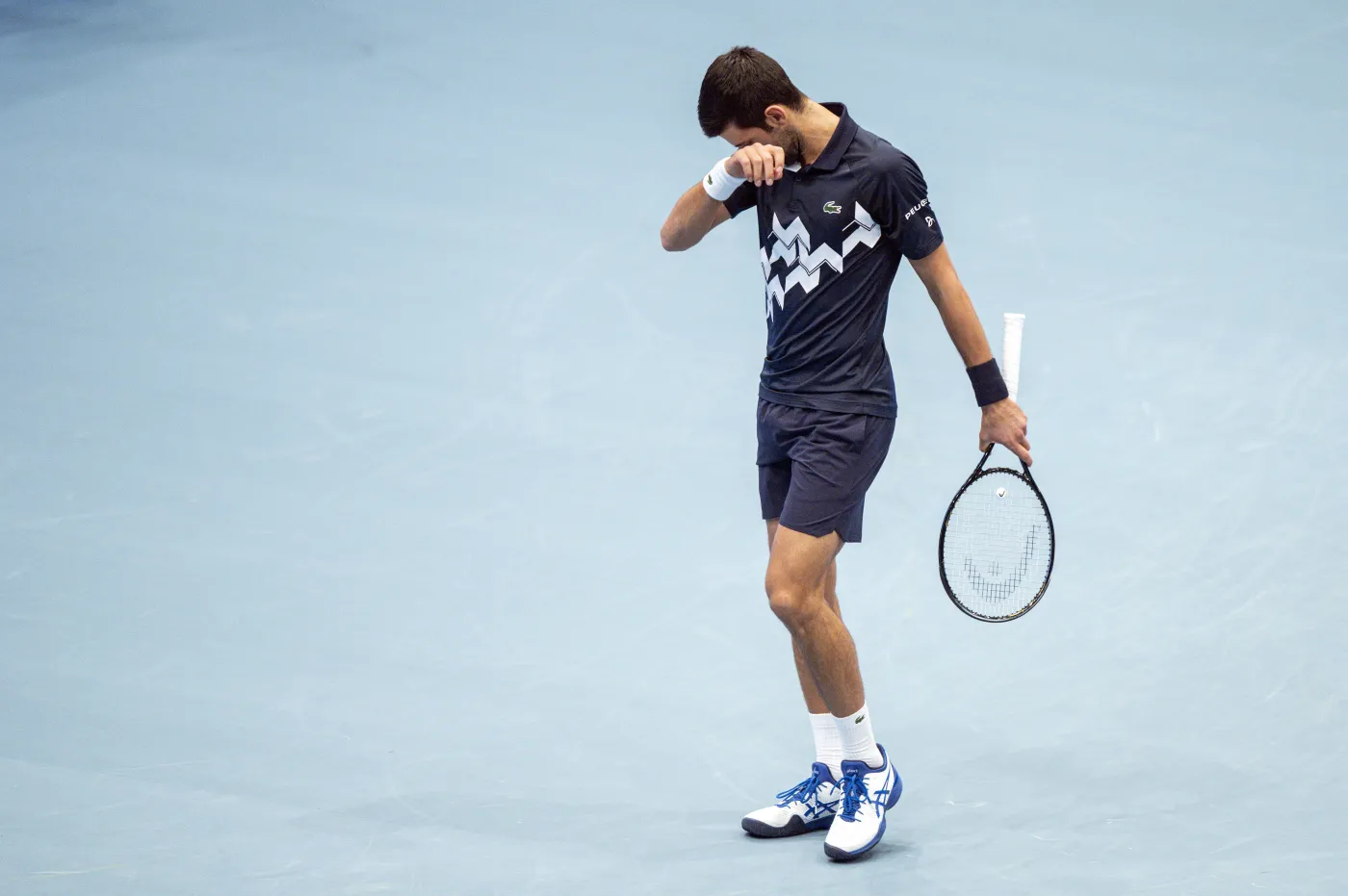 Sromotna porażka Novaka Djokovica w Wiedniu. Wygrał tylko trzy gemy