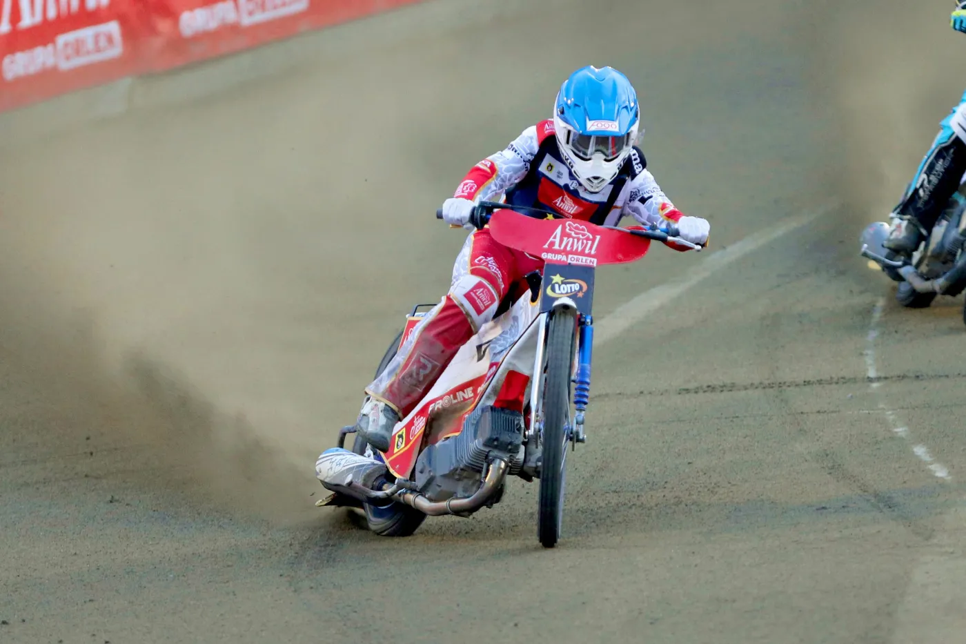 Ekstraliga żużlowa: Kolejny zawodnik zakażony koronawirusem