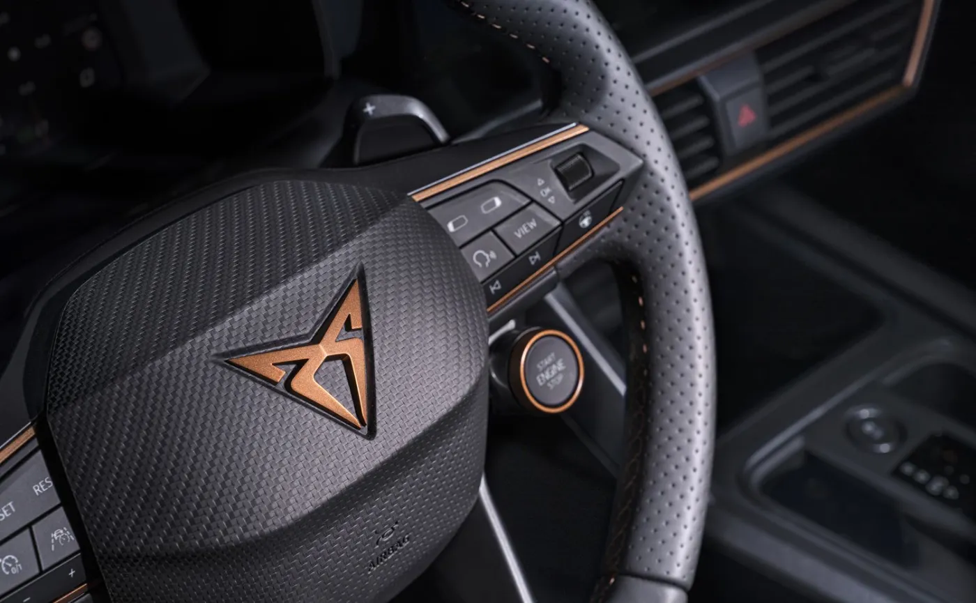 CUPRA e-Garage już działa. Polska na mapie ekspansji nowej marki