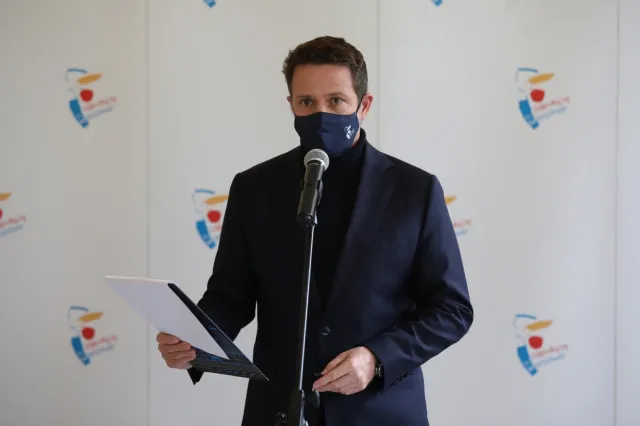 Szpital polowy na Stadionie Narodowym. Trzaskowski: Byliśmy zaskoczeni