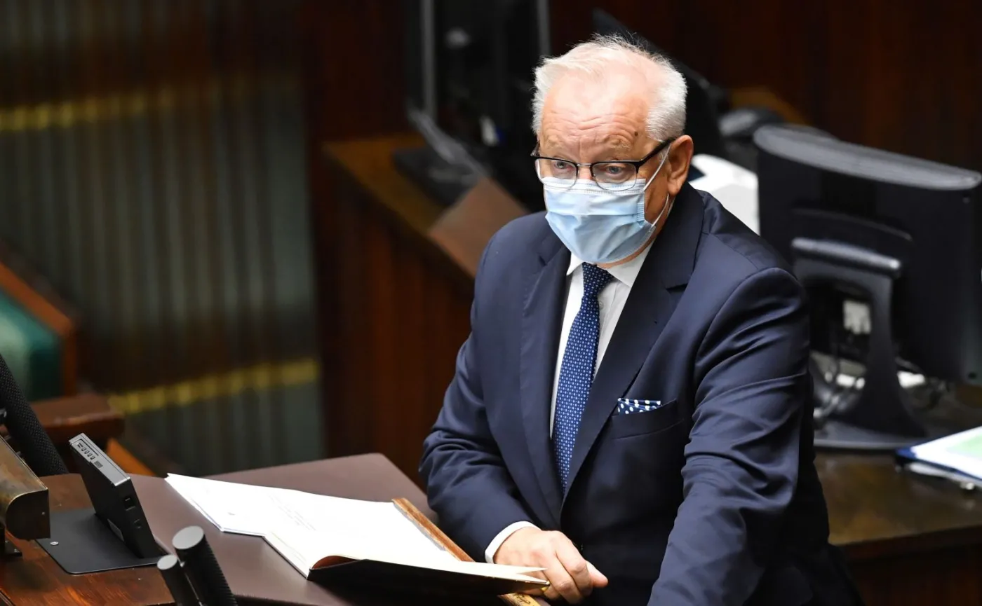 Piecha: Nie słyszałem, by lekarze dostali kiedyś 200 proc. podwyżki