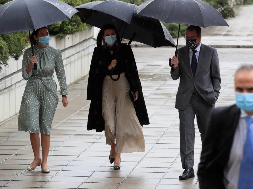 Casual w królewskim wydaniu. Królowa Letycja znowu zachwyciła. FOTO