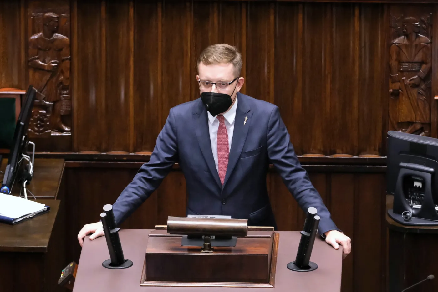 Konfederacja proponuje rządowi szwedzki model zwalczania pandemii