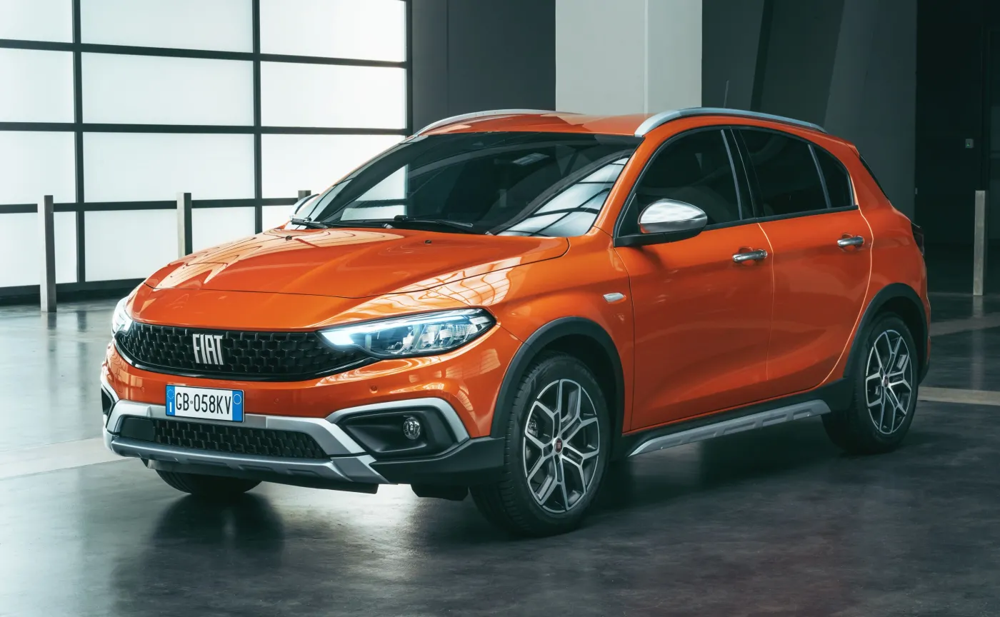 fiat-tipo-cross-28277887.jpg