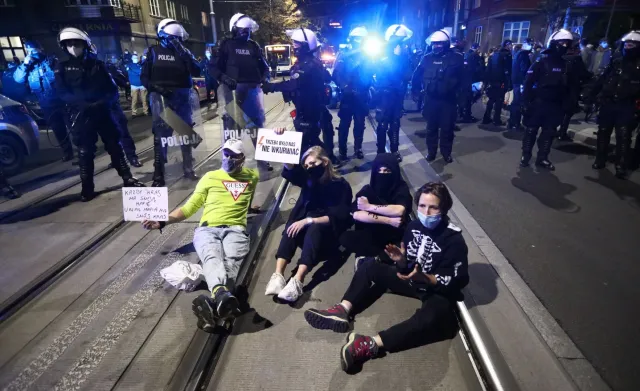 Protesty to pucz inspirowany przez zagranicę? Wiceszef Trybunału Stanu pisze do Ziobry