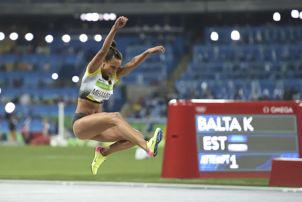 Mistrzyni świata w skoku w dal będzie trenować z Carlem Lewisem