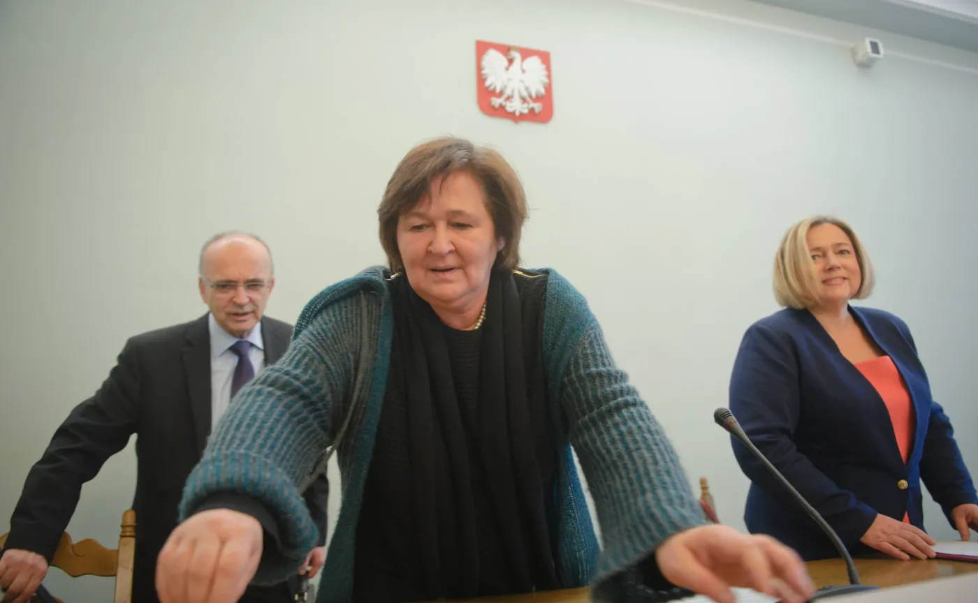 Prof. Środa: Rządzi nami szaleniec, to widać po jego zachowaniach