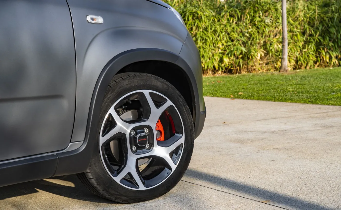 fiat-panda-sport-31215292.jpg