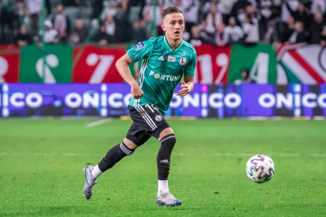 Jakub Moder i Michał Karbownik piłkarzami Brightonu