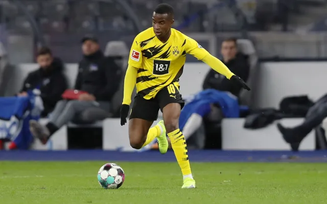 Moukoko najmłodszym piłkarzem w historii Ligi Mistrzów