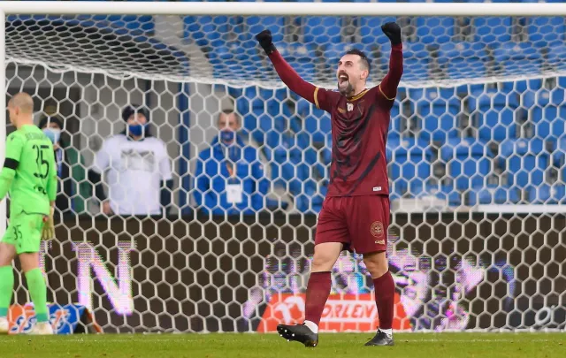 Ekstraklasa: Gol z gatunku "stadiony świata" dał Pogoni trzy punkty [WIDEO]