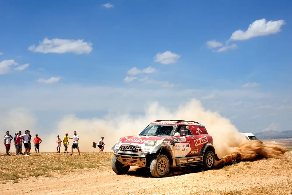 Rajd Dakar: Awans Przygońskiego na 7. miejsce po karach rywali