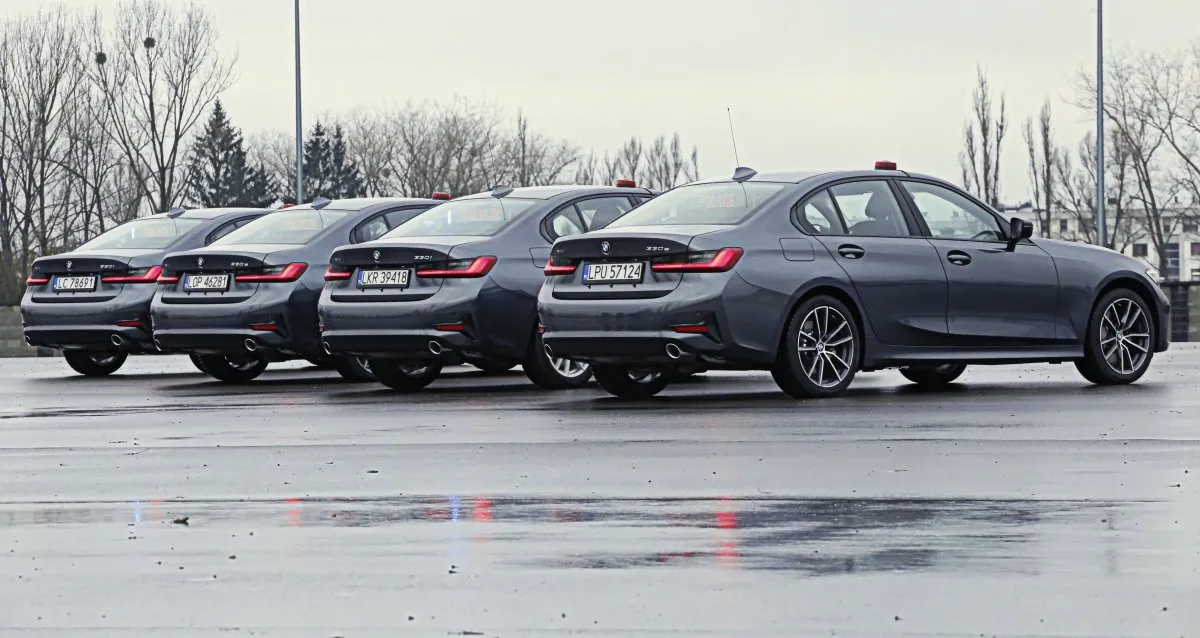 bmw-dla-policji-37041615.jpg