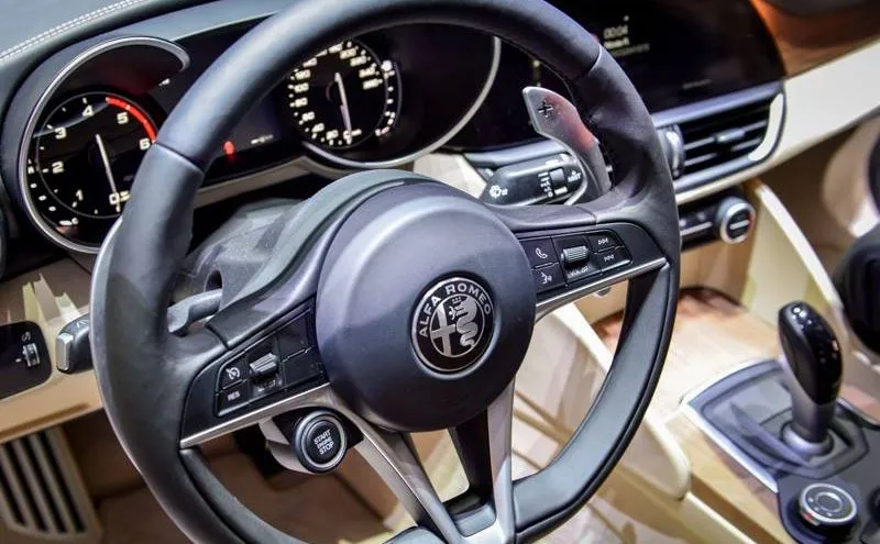 Alfa Romeo wprowadza 5 lat gwarancji. Tylko w Polsce 200 tys. km pod ochroną