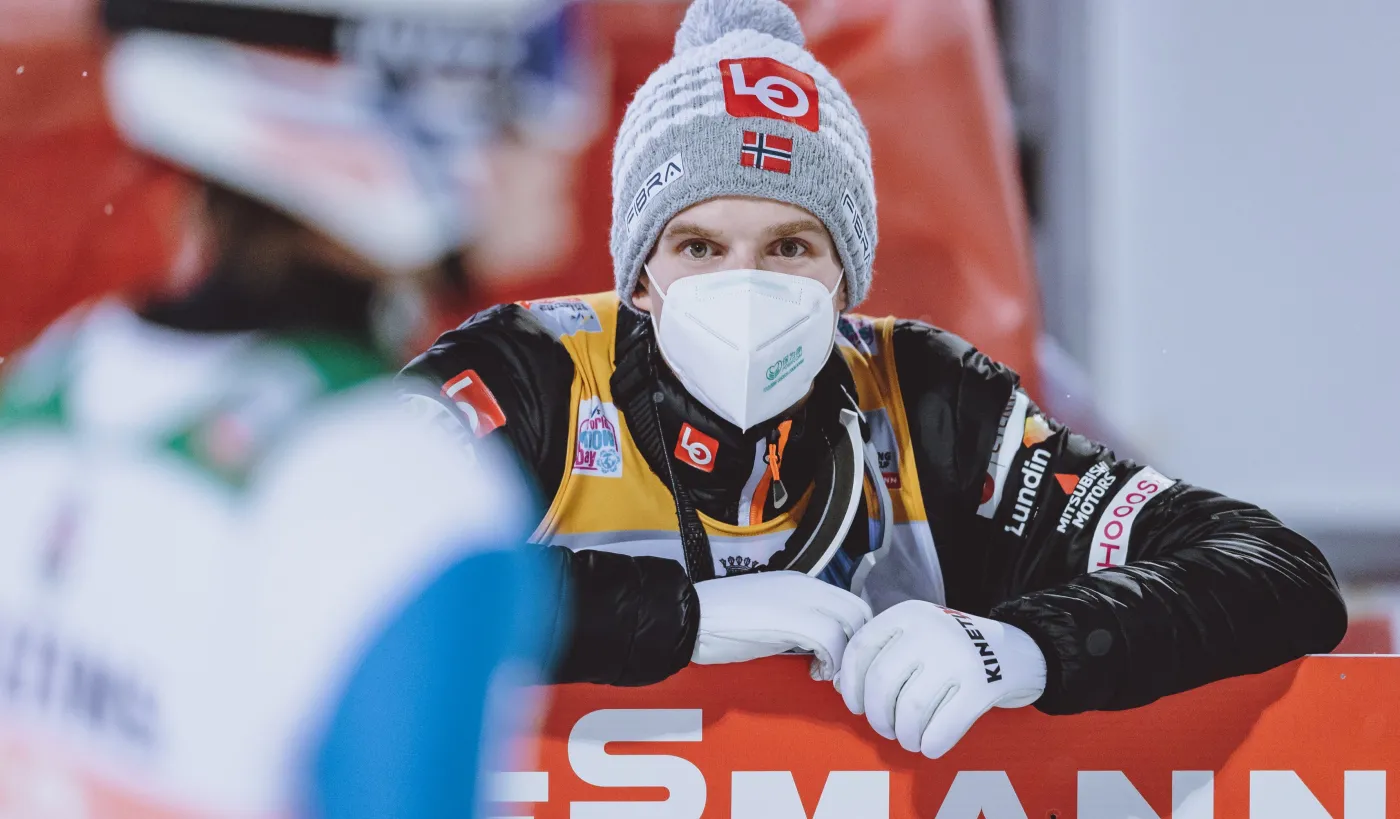 Lindvik nie wystartował w Ga-Pa. Wszystko przez ząb mądrości