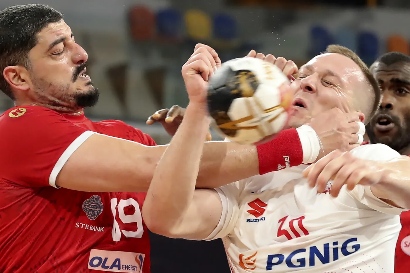 MŚ w piłce ręcznej: Polacy męczyli się z Tunezją, ale wygrali. 11 bramek Moryto!