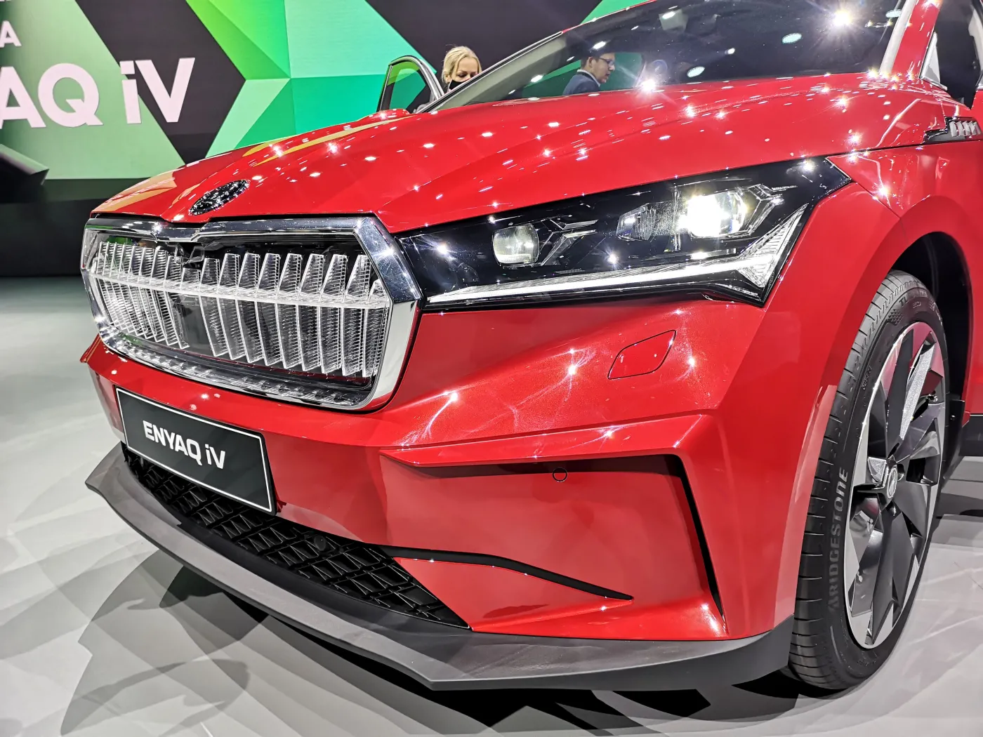 Skoda Enyaq iV ujawniona. Nowy SUV odbija argumenty przeciwników aut elektrycznych
