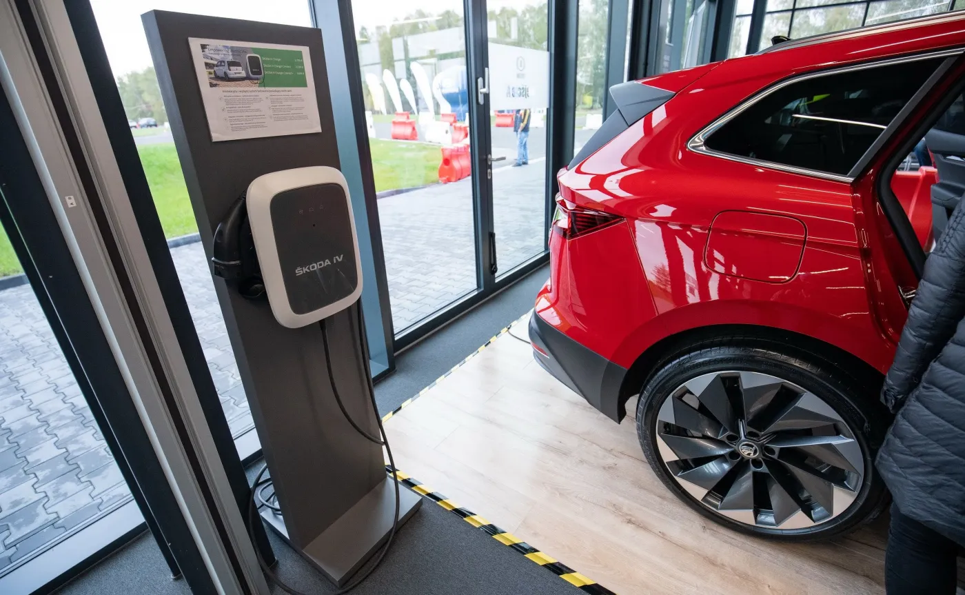 skoda-enyaq-iv-28271693.jpg