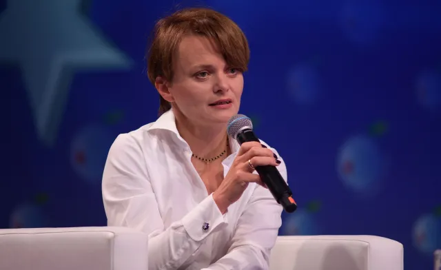 Emilewicz przeprasza: Nie powinnam była jechać. Popełniłam błąd