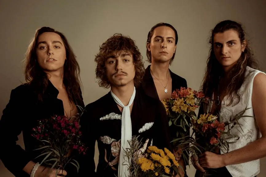 Greta Van Fleet prezentuje singiel "Heat Above"