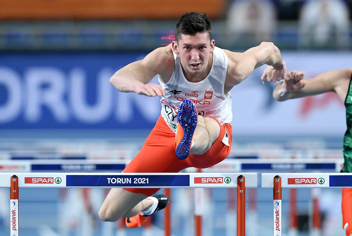 Czykier uderzył w płotek i stracił równowagę. Polak szósty na mecie