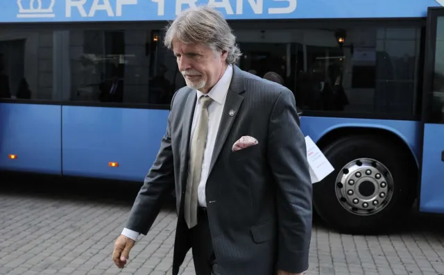 Sośnierz o rosyjskiej szczepionce: Nie wierzyłbym, żeby to wszystko było mistyfikacją