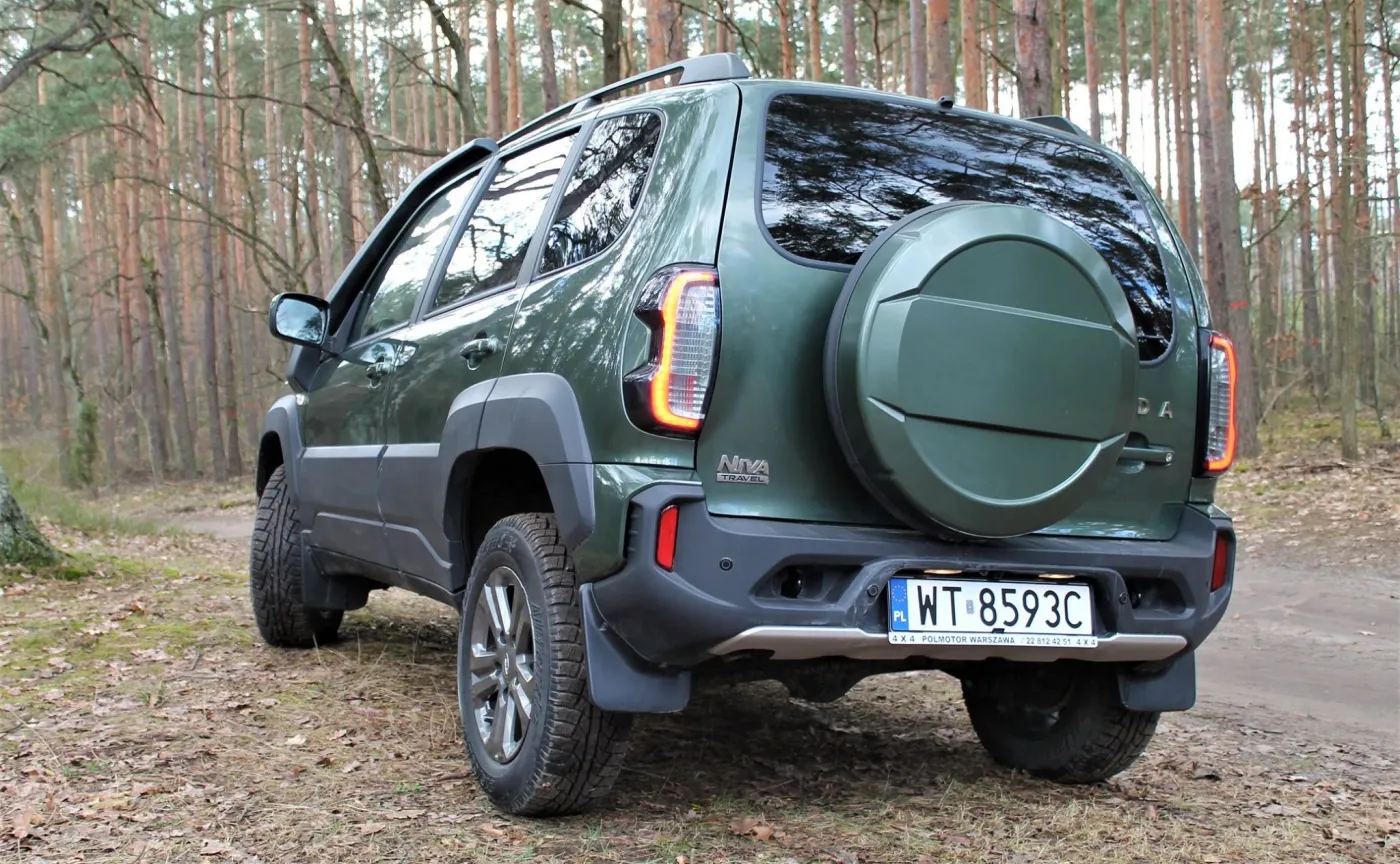 Nowa Łada NIVA już w Polsce. Ceny? Dacia Duster w tarapatach