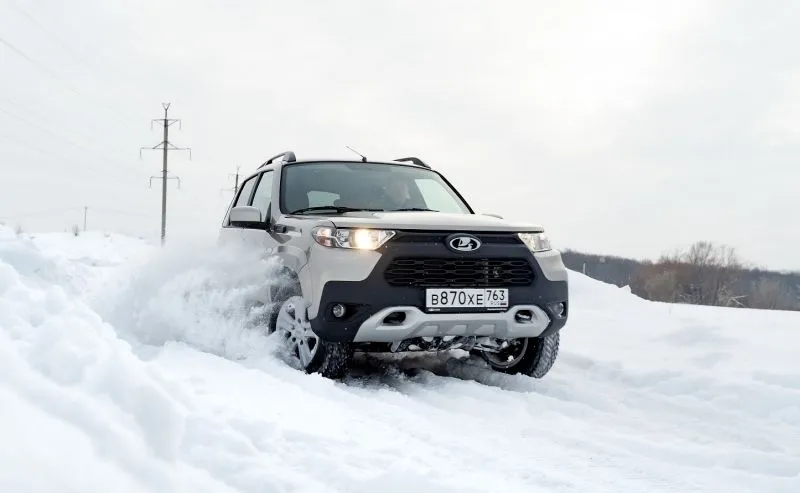 lada-niva-travel-37096364.jpg