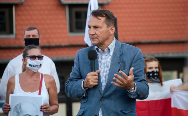 Sikorski ostro o Macierewiczu. Padły słowa o Tworkach i Napoleonie