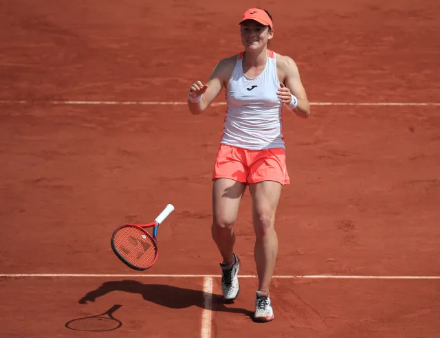 Słowenka pierwszą półfinalistką French Open