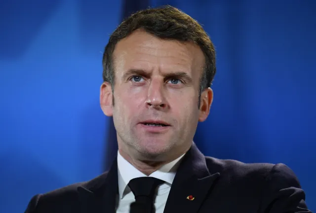 Historyczna wizyta Macrona w Rwandzie. Prezydent przeprosił?