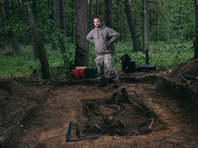 Archeolog: Polityka historyczna to zbrodnia na historii [#RigamontiRazy2]