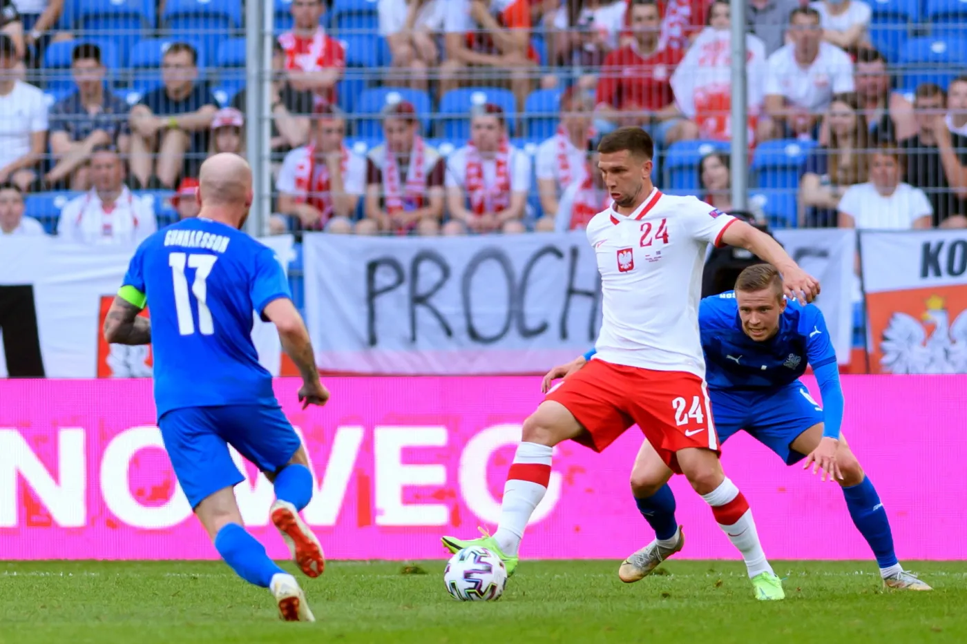 Rekordowa kwota w historii klubu za transfer Jakuba Świerczoka