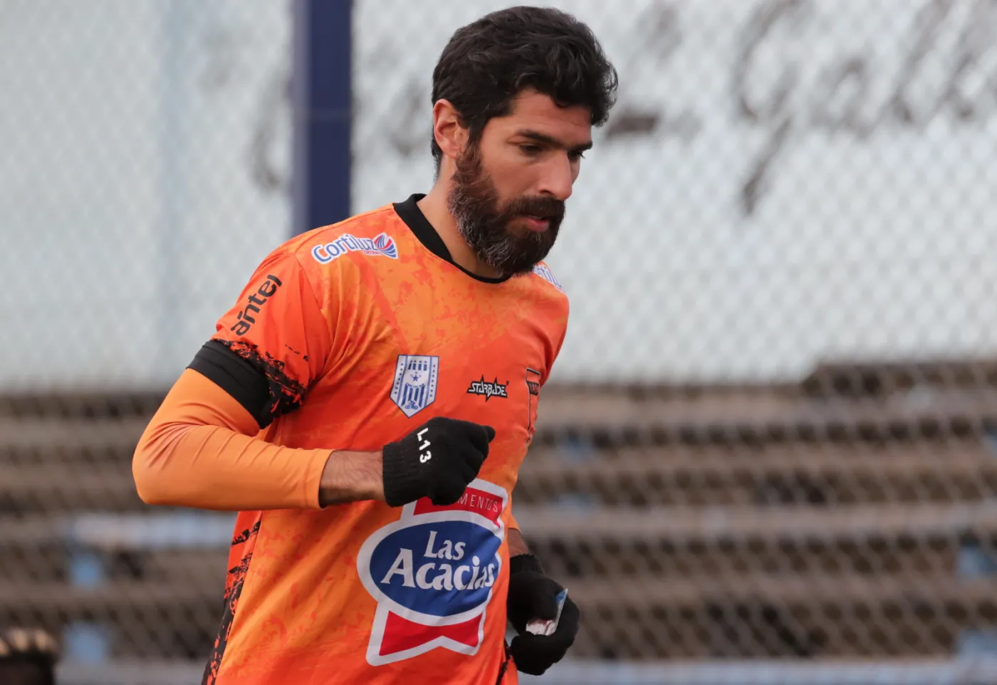 31 klubów w 27 lat. Rekordzista kończy karierę