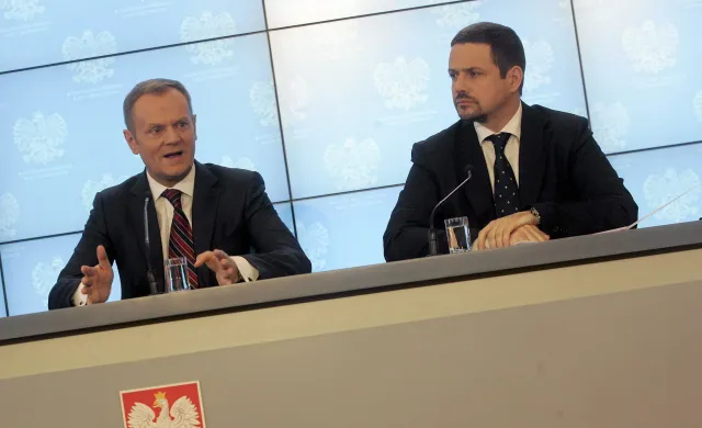 Obu kandydatom na szefa PO brakuje pewnego rodzaju wiarygodności [OPINIA]