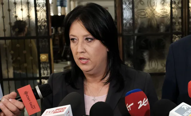 Zagadkowe słowa rzeczniczki PiS o odejściu Girzyńskiego. "Prawdziwy powód jest inny"