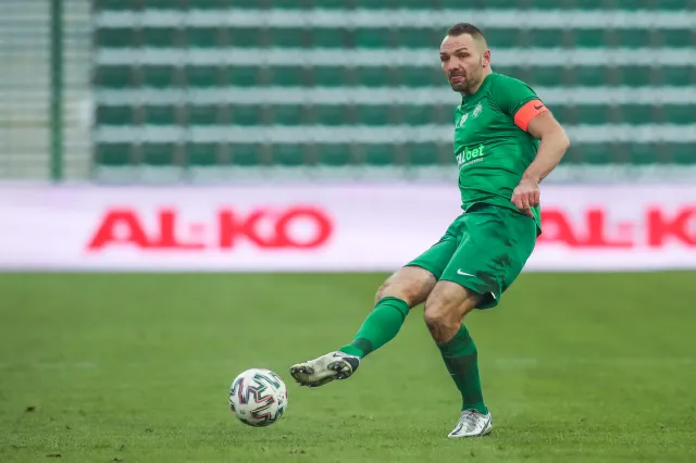 Kapitan Warty wraca do gry. Po kontuzji nie ma już śladu