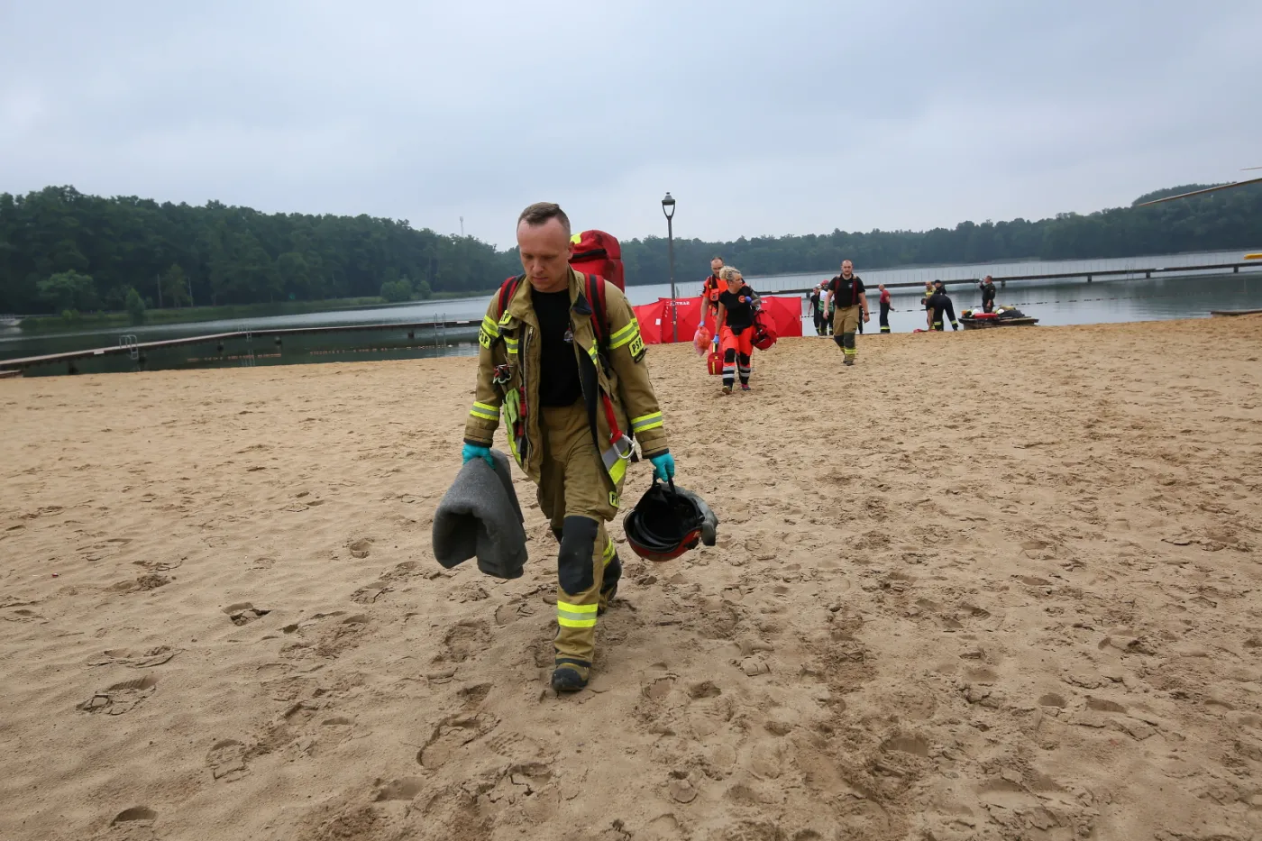 Ciało dziecka dryfowało w stawie. Rodzice bez tymczasowego aresztu